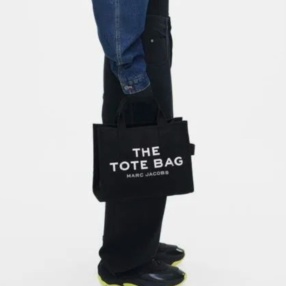 Authentic Medium Marc Jacobs Black Tote Bag with White Lettering - Picture 6 of 6